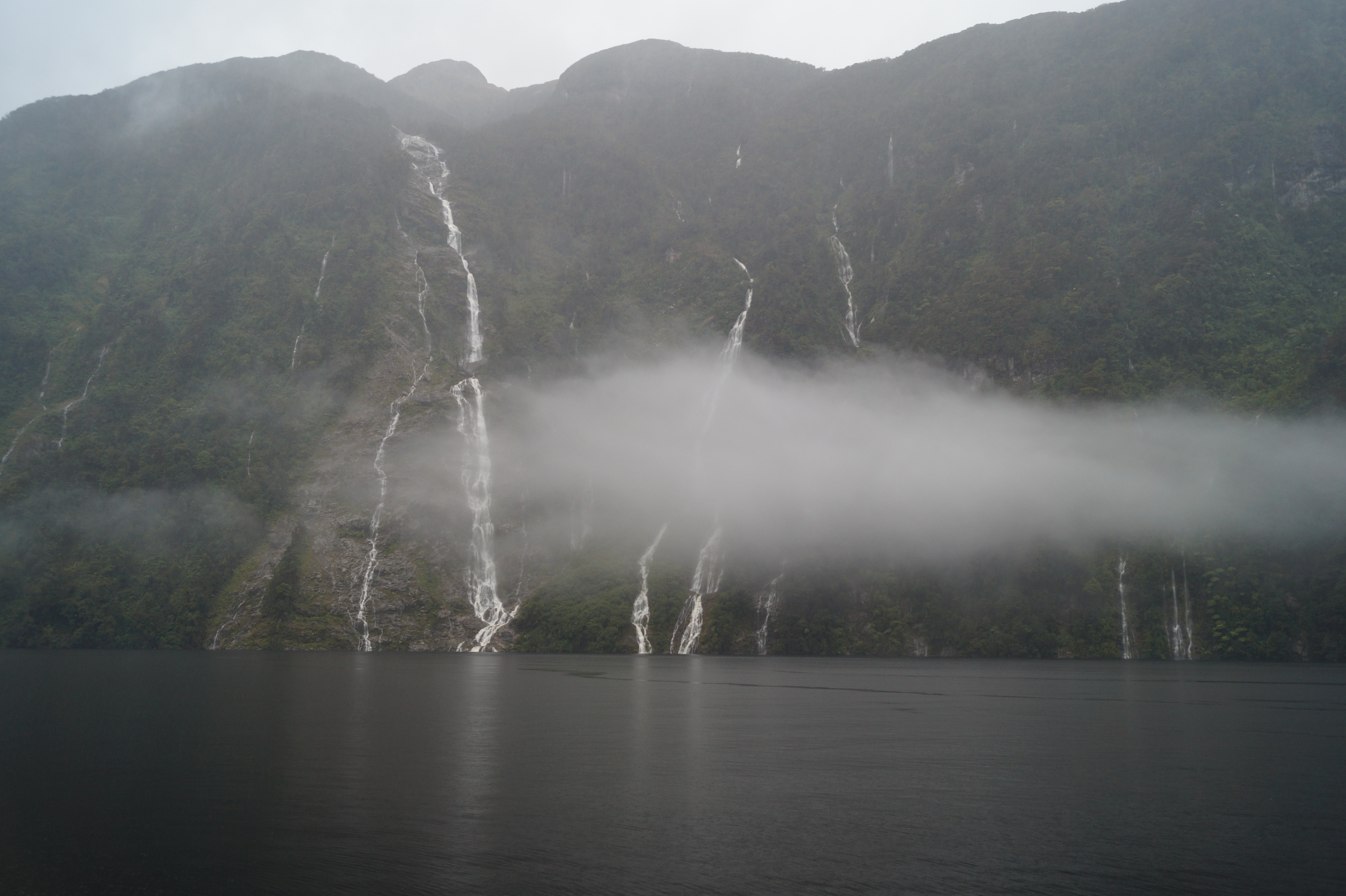 Wasserfälle im Doubtful Sound