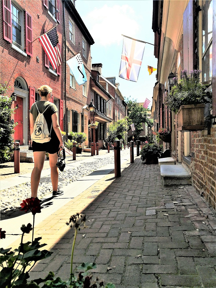 Elfreth's Alley in Philadelphia - eine der ältesten bewohnten Straßen der USA