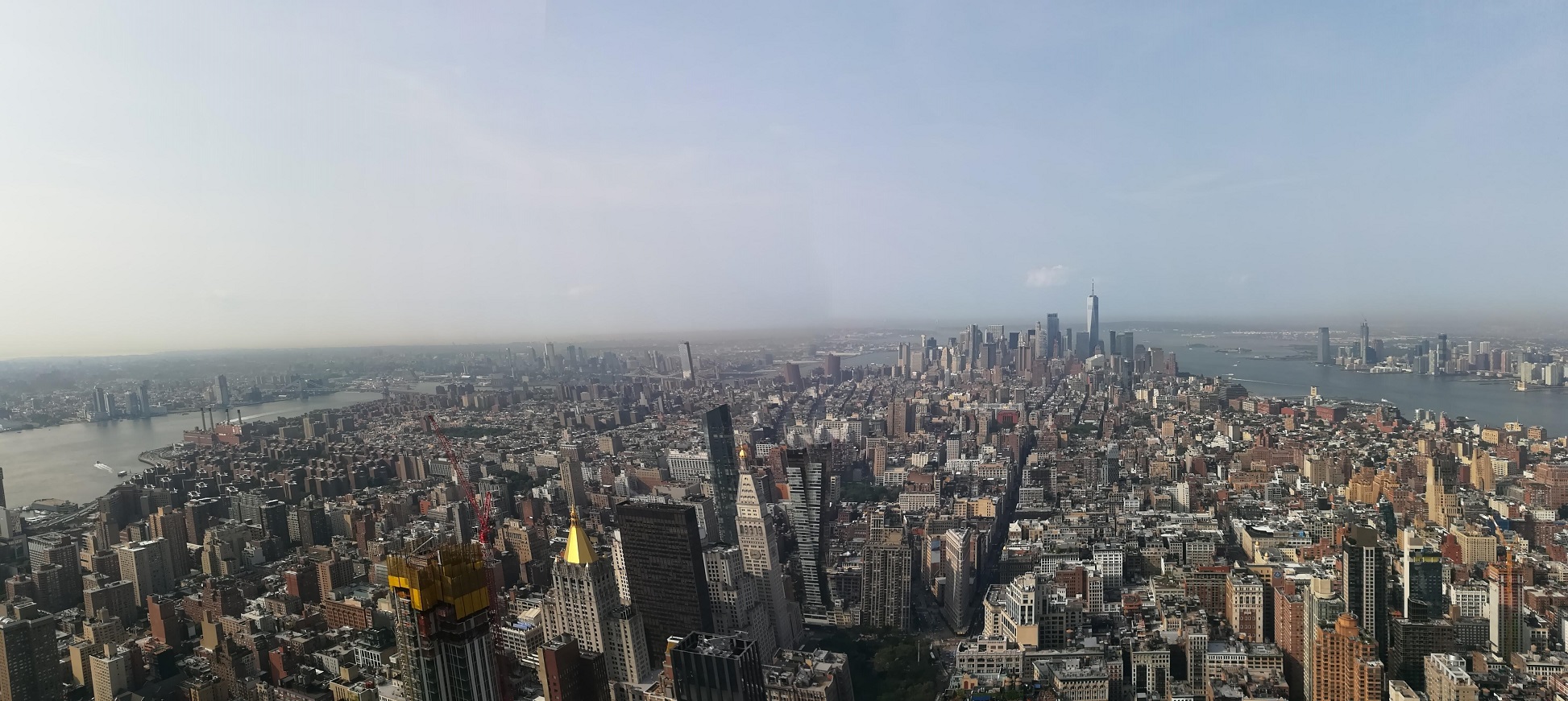 Blick vom Empire State Building auf Lower Manhatten eines unserer New York Highlights